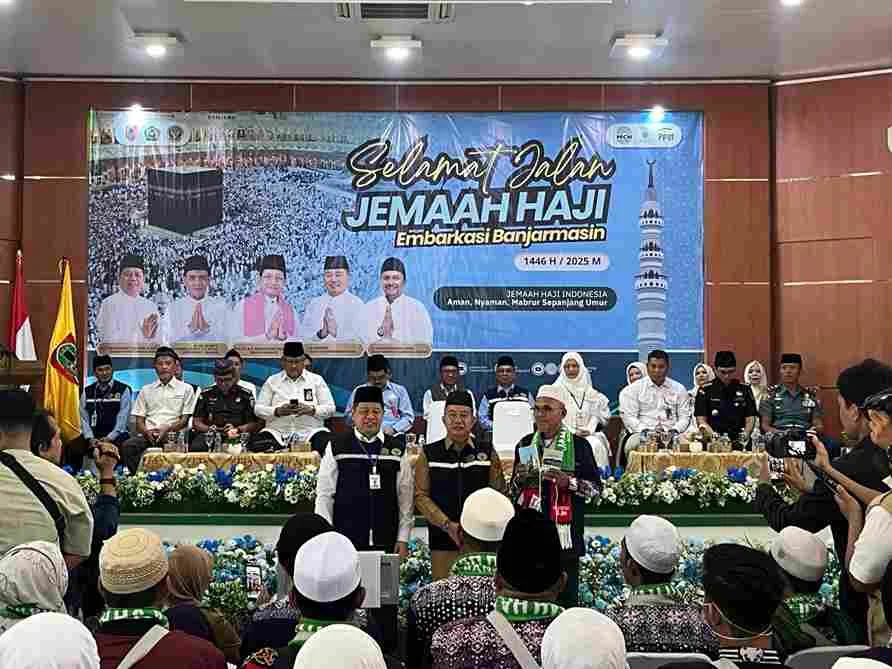 Kemenhaj Pantau Keberangkatan Kloter Pertama Embarkasi Banjarmasin