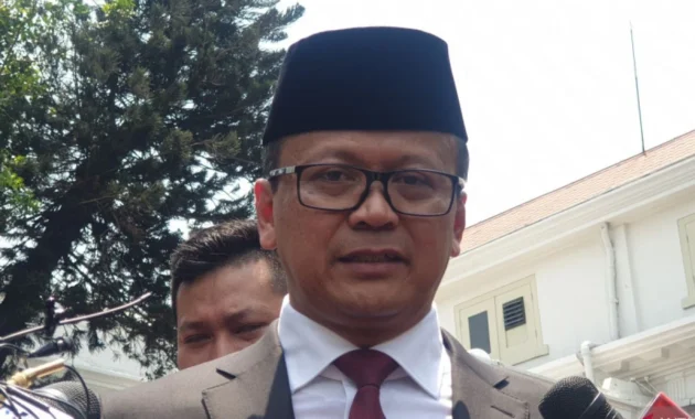 Kemlu Tanggapi Desakan UE: Indonesia Tetap Jaga Kedaulatan Energi, Tidak Akan Turun ke Sumber Rusia