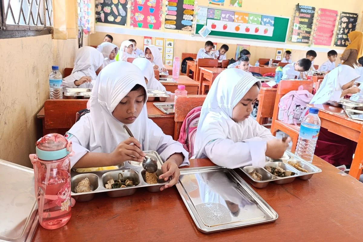 Kepala BGN: 60 Persen Anak Tak Punya Akses Makan Bergizi dan Minum Susu