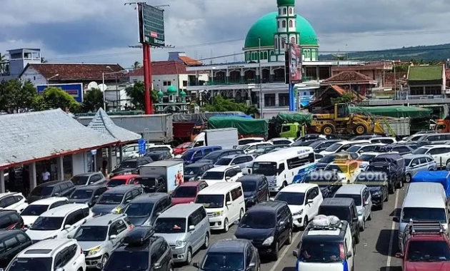 Ketapang–Gilimanuk Macet 15 Km, Komisi V DPR Desak Pemerintah Beri Solusi Konkret