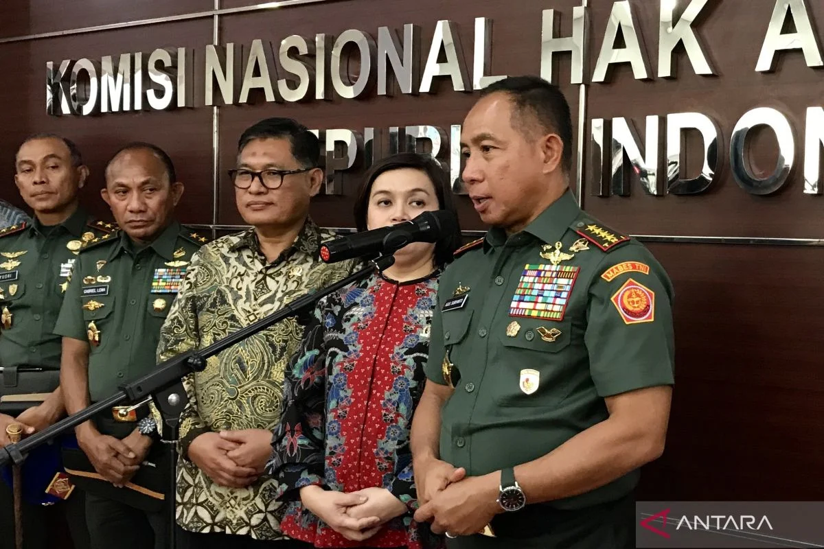 Komnas HAM Gali Kebenaran: TNI dan Polisi Diduga Sama dalam Penyiraman Air Keras ke Andrie Yunus