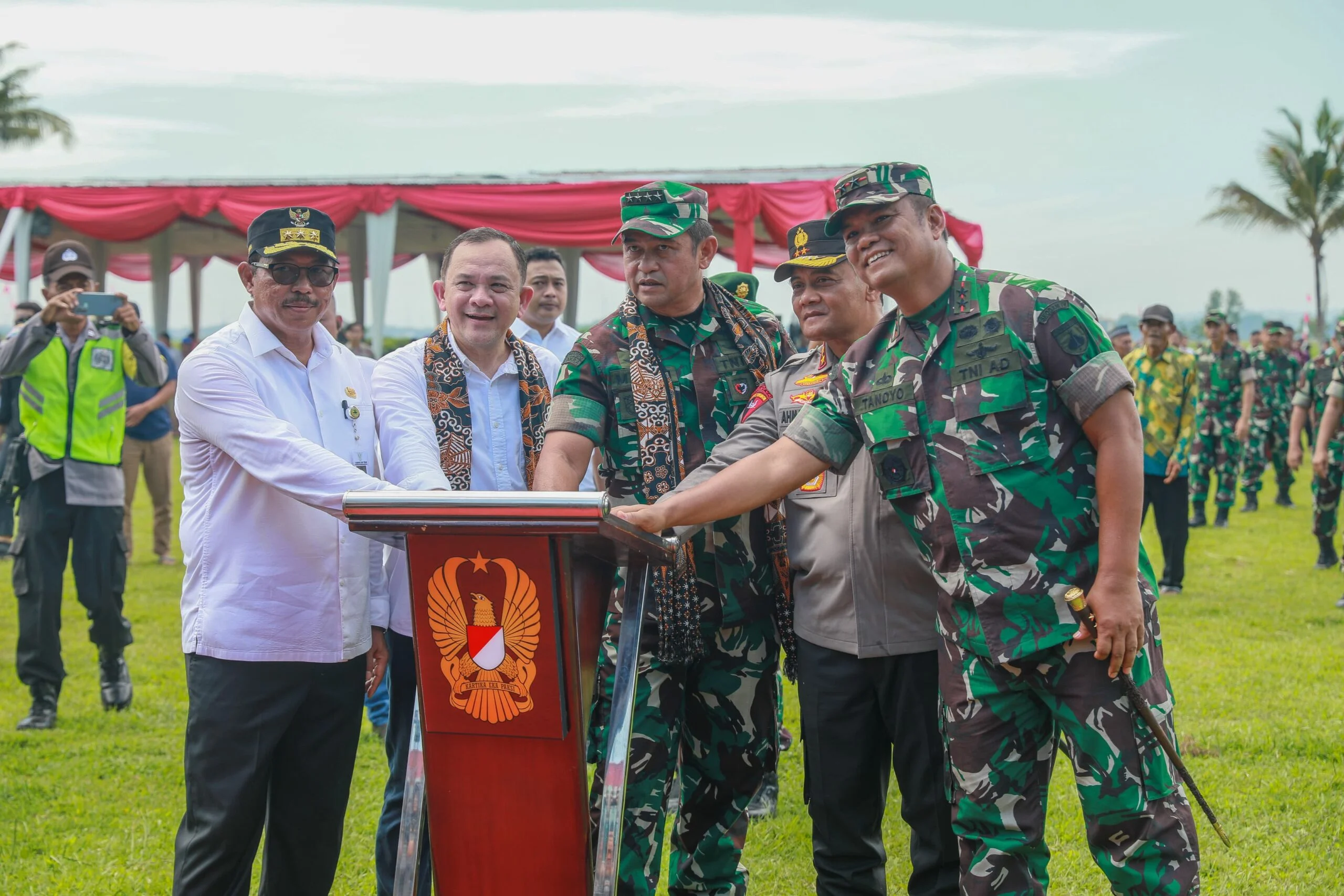 Kopdes Merah Putih Dijadikan Kekuatan Utama Pemerintah: Target Nol Persen Kemiskinan Ekstrem & Dorongan Produk Lokal