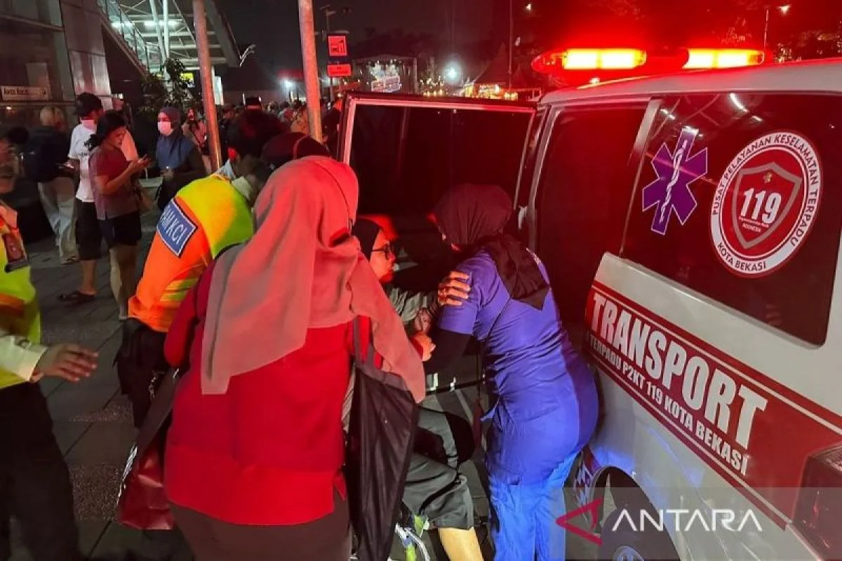 Korban Tabrakan Kereta Api Dirawat di Tiga RS di Bekasi