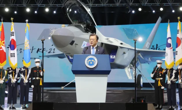 Korea Selatan Pertimbangkan Transfer Satu Prototipe Jet Tempur KF-21 ke Indonesia
