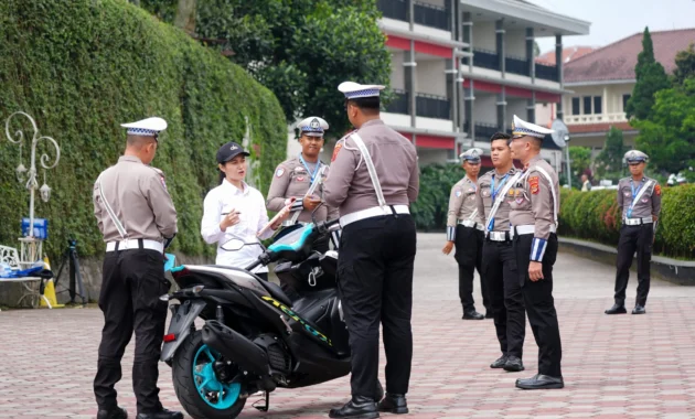 Korlantas Polri Perangi Hoaks Pajak Kendaraan, Gelar Pelatihan ETLE 2026, dan Luncurkan Inisiatif Pajak Angkutan Pelat Kuning