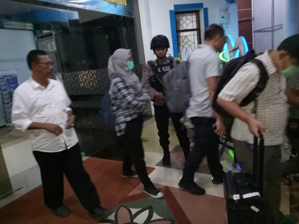 KPK Gegar Rumah Ono Surono, Uang Ratusan Juta Ditemukan di Ruang Pribadi