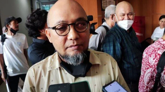 KPK Pamerkan Barang Bukti, Faizal Assegaf Diduga Terima Apple hingga Mirrorless Lumix dari Tersangka Bea Cukai