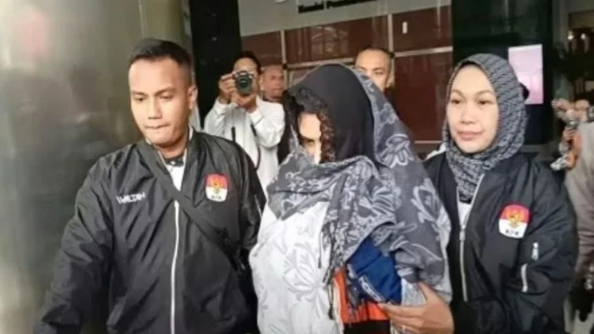 KPK Periksa Suami Bupati Pekalongan yang Juga Anggota DPR RI Ashraff Abu