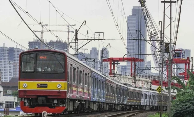 Layanan KRL Bekasi Timur‑Cikarang Kembali Normal, Menhub Dudy dan Dirut KAI Jadi Penumpang Pertama Layanan KRL Bekasi Timur‑Cikarang Kembali Normal, Menhub Dudy dan Dirut KAI Jadi Penumpang Pertama