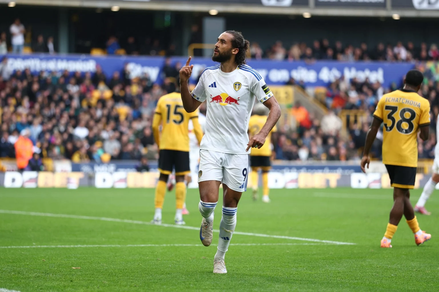 Leeds United Siapkan Langkah Besar: Calvert-Lewin Bersinar, Namun Kebutuhkan Penyerang Cadangan untuk Menyongsong Musim Baru