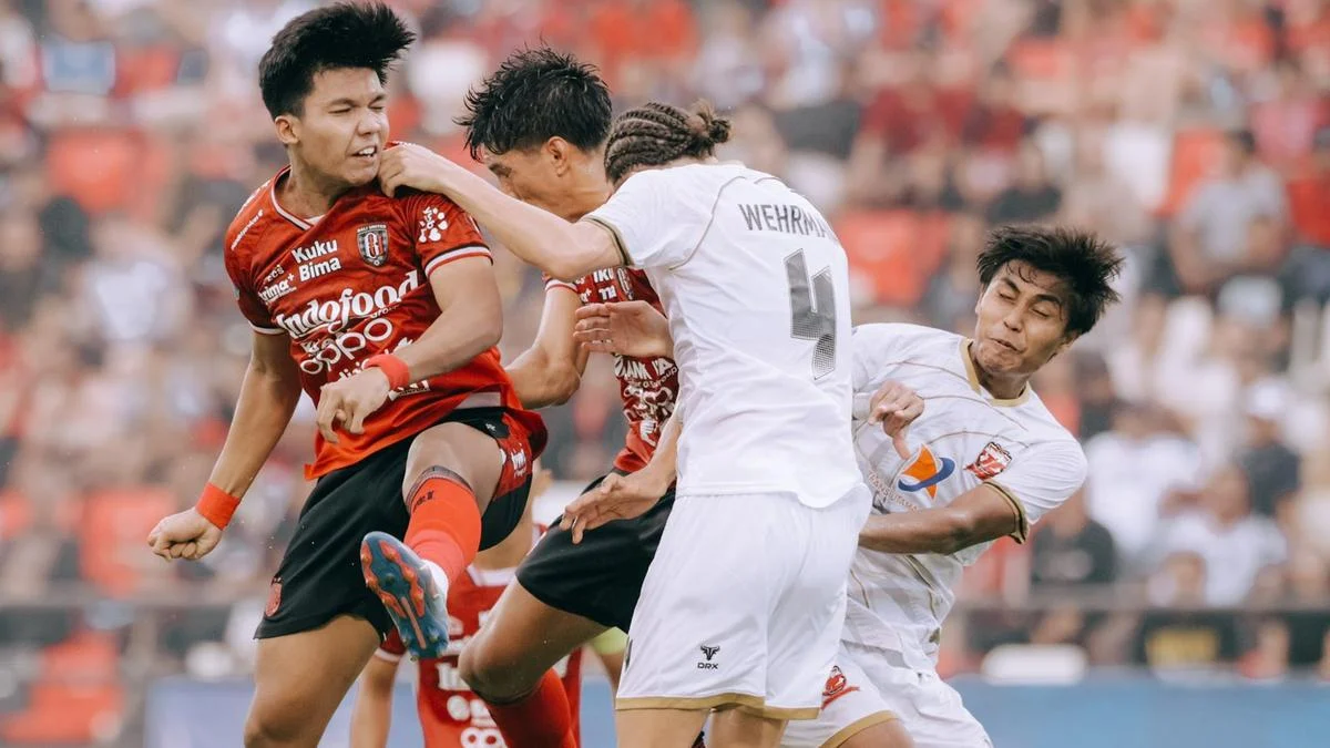 Madura United Akhirnya Keluar Zona Degradasi Usai Tumbangkan Persik, Mengakhiri Deret 11 Tanpa Kemenangan