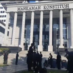 Mahkamah Konstitusi Izinkan Pimpinan KPK Tidak Lepas Jabatan Lama