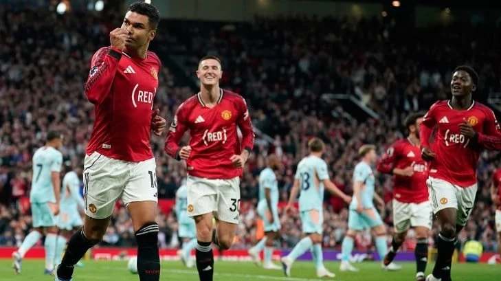 Manchester United Menang Tipis Lawan Brentford, Casemiro Cetak Gol Pembuka