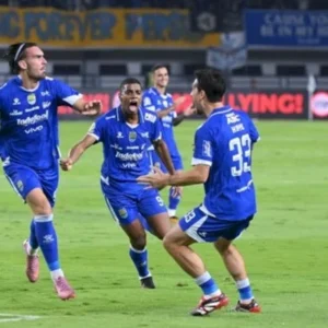 Maung Bandung Tancap Puncak Klasemen Usai Kemenangan Dramatis 3-2 Atas Bali United