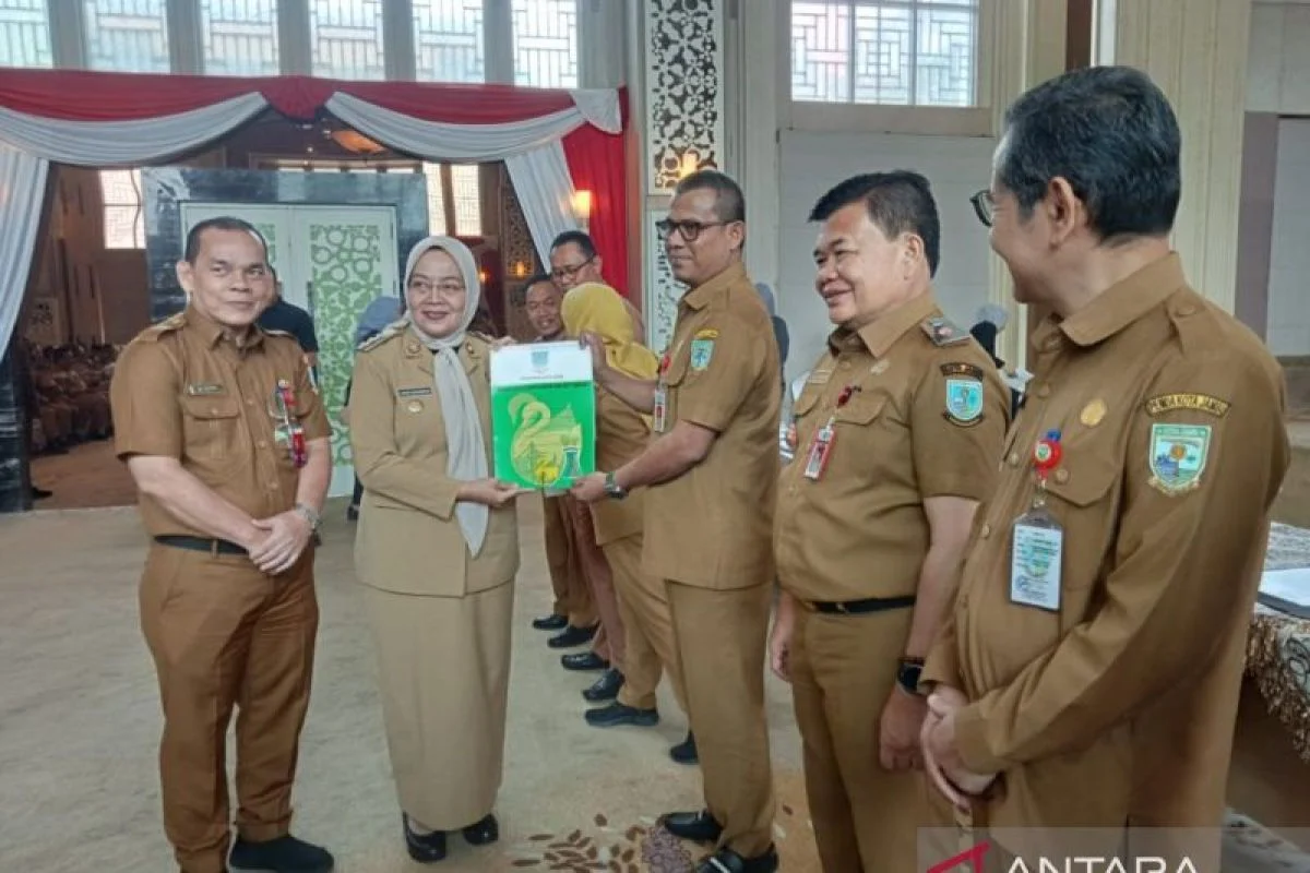 Menaker Siap Pangkas Anggaran Perjalanan Dinas dan Administratif Kementerian