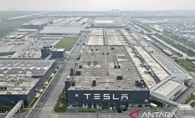 Mengintip Dapur Produksi Tesla di Shanghai: Inovasi, Skala, dan Tantangan