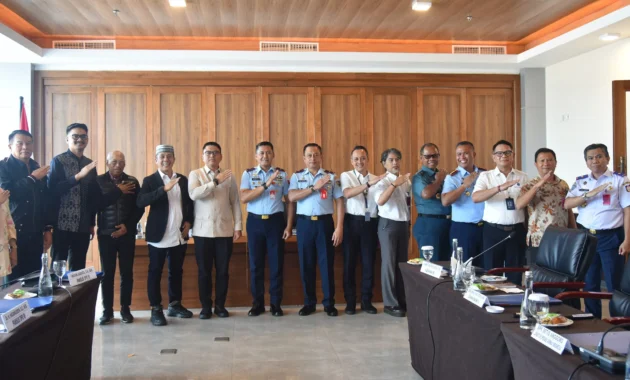 Menhub Perkuat Penerbangan Domestik Hadapi Penutupan Ruang Udara