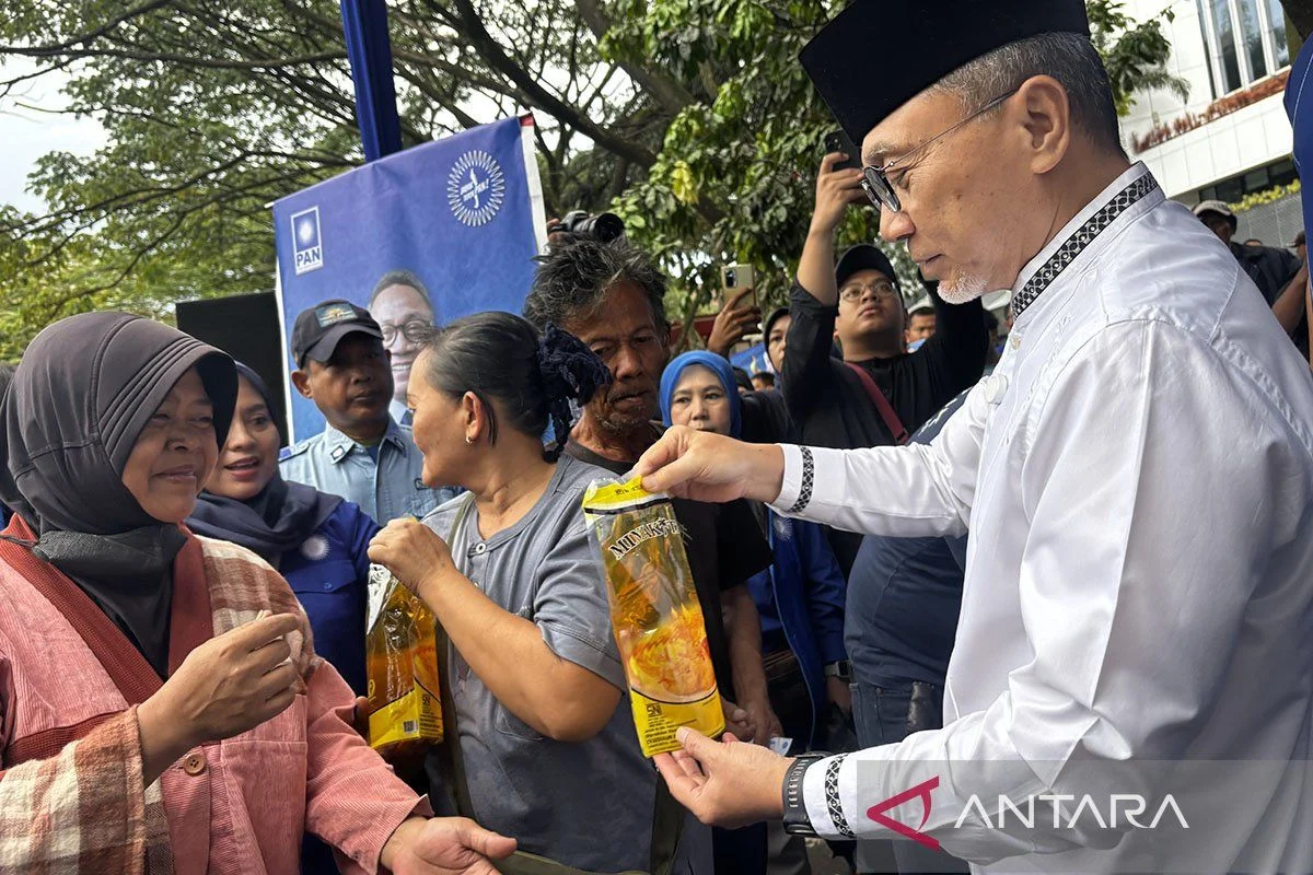 Menko Zulhas: Kenaikan Harga Minyakita Dipicu Serapan Bantuan Pangan