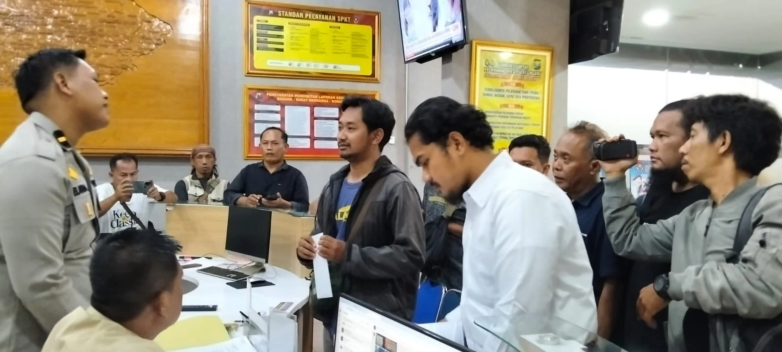 Menkomdigi Sebut Jurnalis Senior Kunci Jaga Standar Kerja Jurnalistik