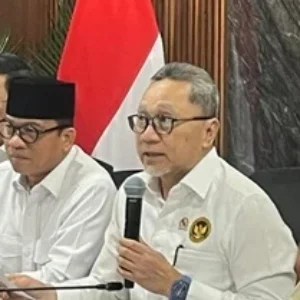 Menkop Zulkifli Hasan Janjikan Pinjaman 6% di Kopdes Merah Putih, Solusi Lawan Rentenir dan Penggerak Bansos