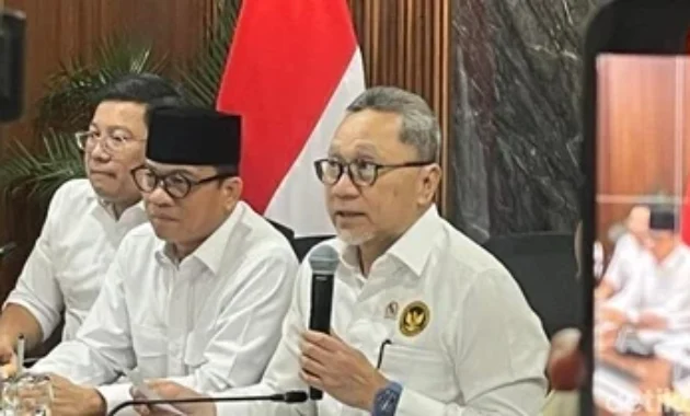 Menkop Zulkifli Hasan Janjikan Pinjaman 6% di Kopdes Merah Putih, Solusi Lawan Rentenir dan Penggerak Bansos