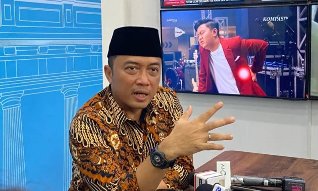 Mensesneg Prasetyo Tegaskan Belum Ada Pembahasan Reshuffle maupun Pemotongan Gaji Menteri dan Anggota DPR