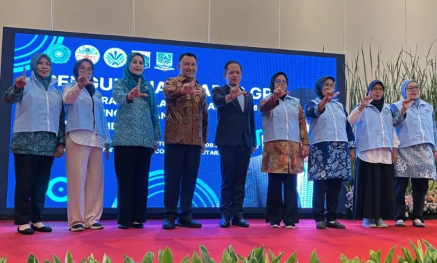 Menteri Lingkungan Hidup: Tingkat Pengelolaan Sampah Naik menjadi 26% pada 2025