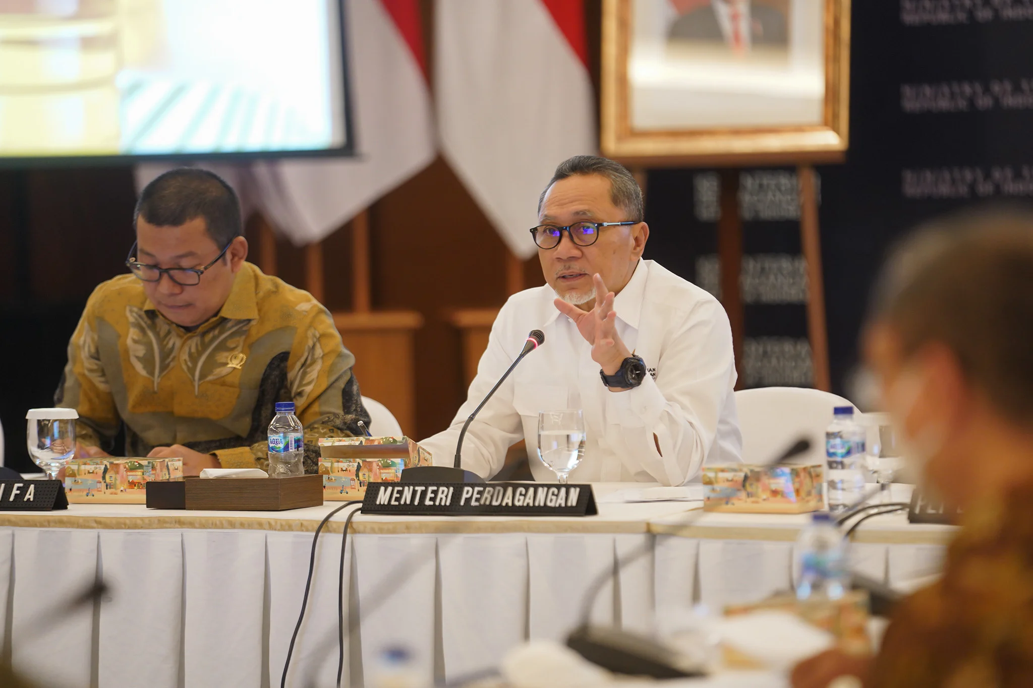 Menteri Perdagangan Busan Ingatkan Kewajiban DMO Minyak Goreng Rakyat 35% lewat Bulog dan BUMN Pangan