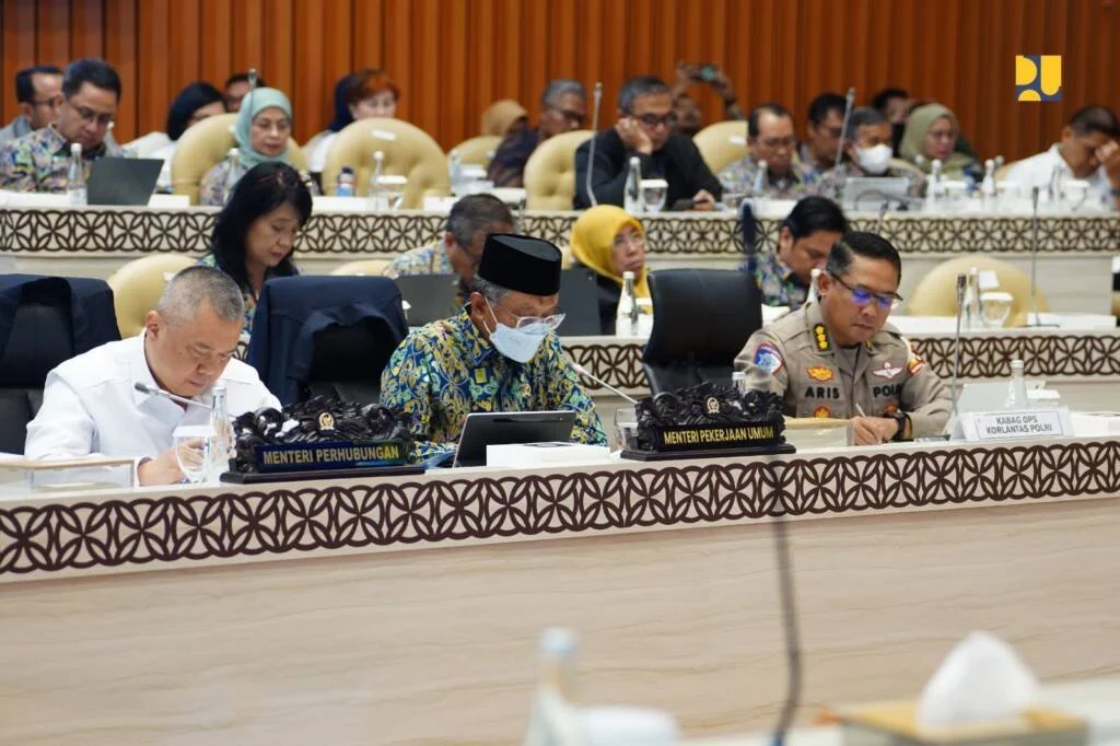 Menteri PU Sebut Arus Mudik dan Balik Lebaran 2026 Lebih Lancar