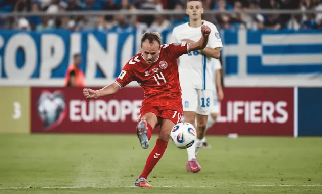 Mikkel Damsgaard Bawa Denmark Meraih Empat Gol, Tapi Tim Gagal ke Piala Dunia 2026