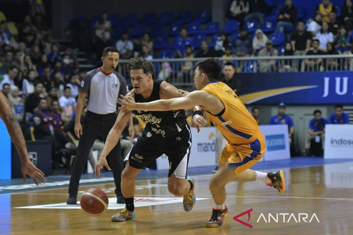 Minim Rebound Jadi Faktor Kunci Kekalahan Satria Muda atas RANS Simba