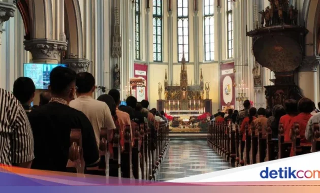 Misa Syukur Peringati 125 Tahun Gereja Katedral Jakarta