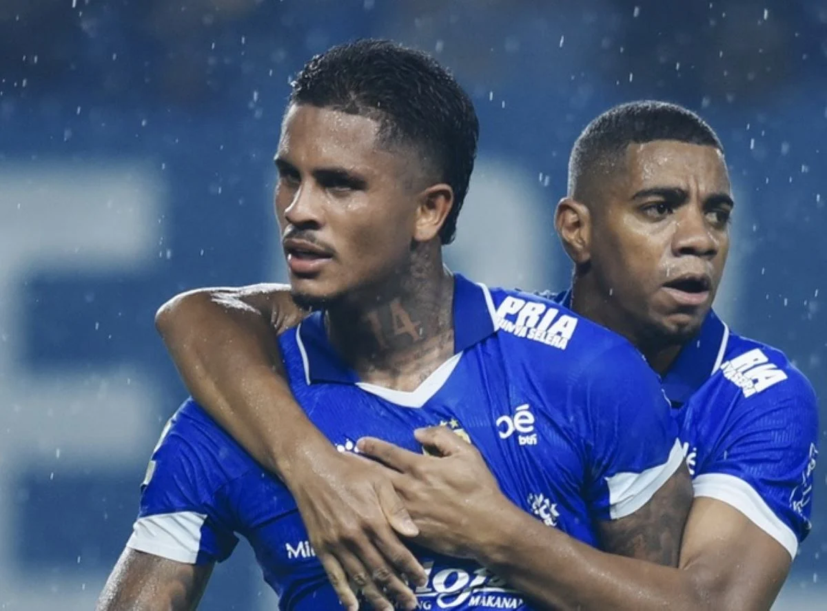 Misteri Penyingkiran Ramon Tanque: Strategi Bojan Hodak dan Dampaknya pada Persib Bandung