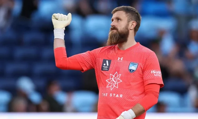 Momen Bersejarah A-League: Redmayne 300 Penampilan, Skandal Sydney FC, dan Bintang Baru Luke Vickery Siap Guncang Dunia Sepak Bola Indonesia