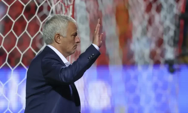 Mourinho Tegaskan Komitmen di Benfica, Sementara FC Porto Siapkan Tiket Eksklusif untuk Laga Estoril