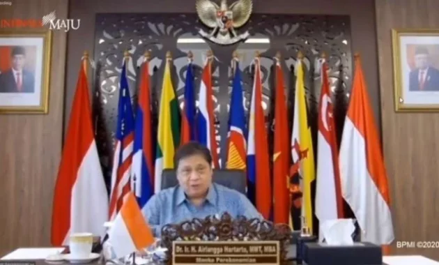 Muncul Wacana Pemotongan Gaji Menteri, Begini Kata Airlangga Hartarto Muncul Wacana Pemotongan Gaji Menteri, Begini Kata Airlangga Hartarto