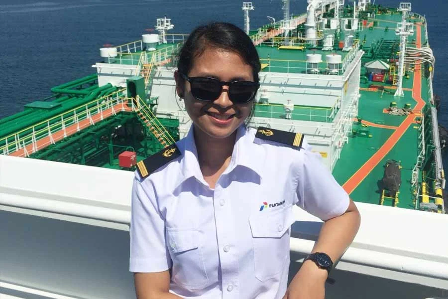 Noor Faridah dan Roro Anka Nurasti: Pelaut Perempuan Pertamina Patra Niaga Penjaga Distribusi Energi Nasional