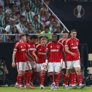 Nottingham Forest Hancurkan Sunderland 5-0, Langkah Nyaris Mengusir Degradasi