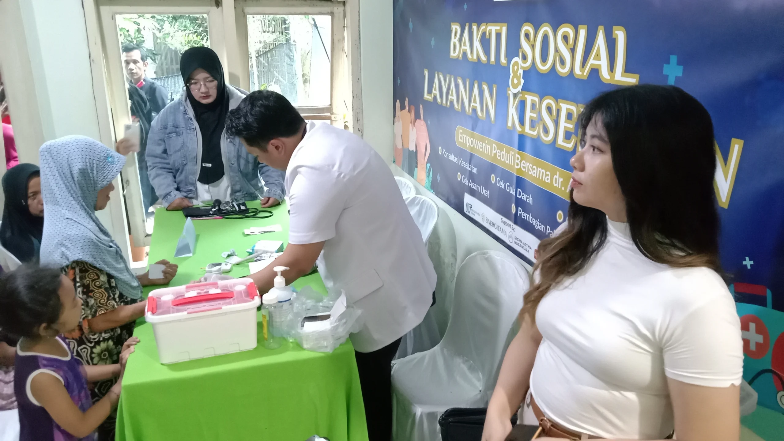 NU dan Walubi Gelar Layanan Kesehatan Gratis di Desa Temanggung