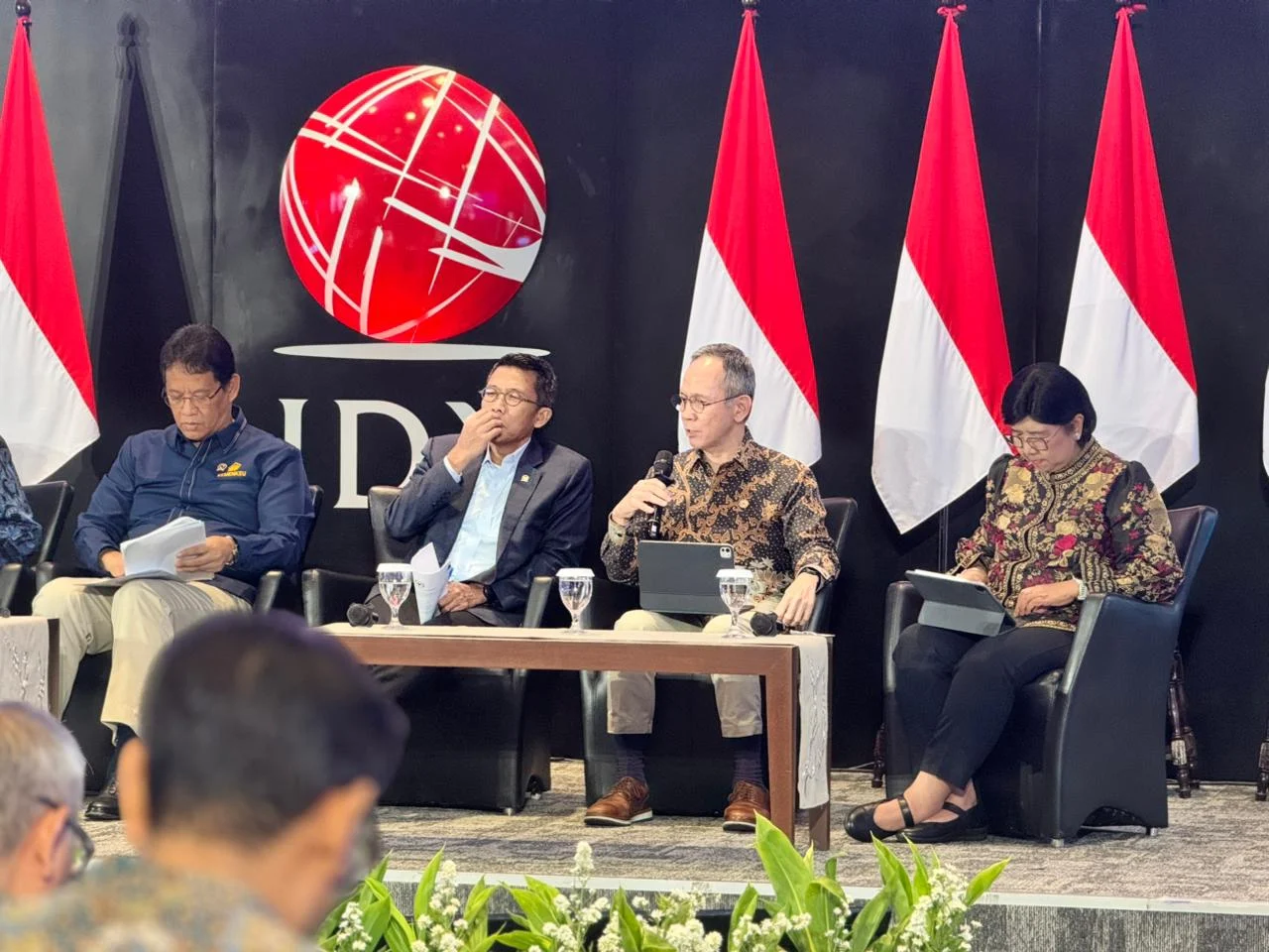 OJK Usulkan Sanksi Pidana bagi Finfluencer dalam Revisi UU P2SK