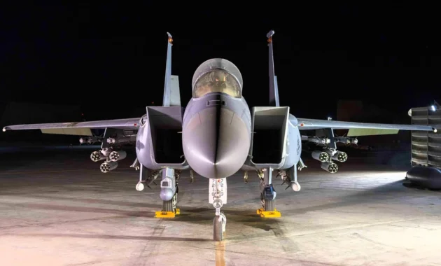 Operasi Penyelamatan Pilot F-15E AS Tanpa Keterlibatan Pasukan Darat