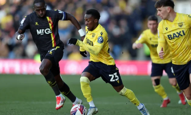 Oxford United Tumbangkan Watford: Strategi Bloomfield dan Kejutan Romeny Bawa Harapan Playoff