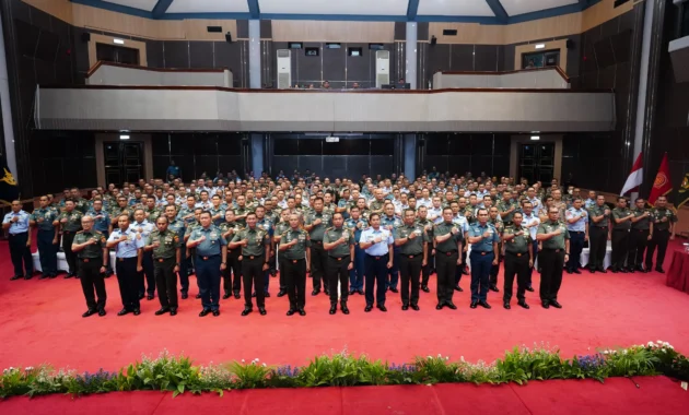 Pakar Perang: Militer AS Berpusat pada Komando, Iran Dipegang Perwira Rendah