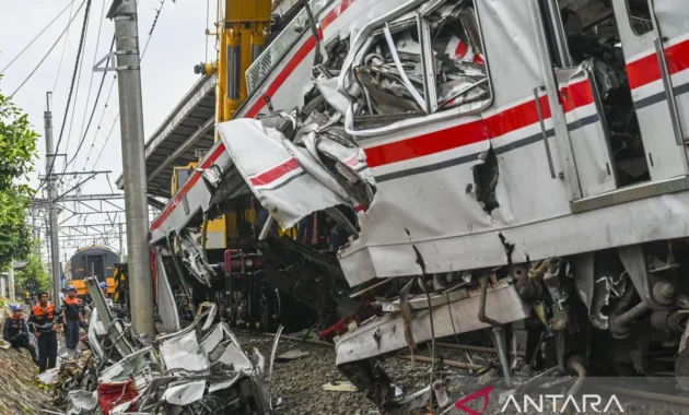 Pakar Transportasi Publik Unpar Ajak Warga Tunggu Hasil Investigasi KNKT atas Insiden Kereta di Bekasi