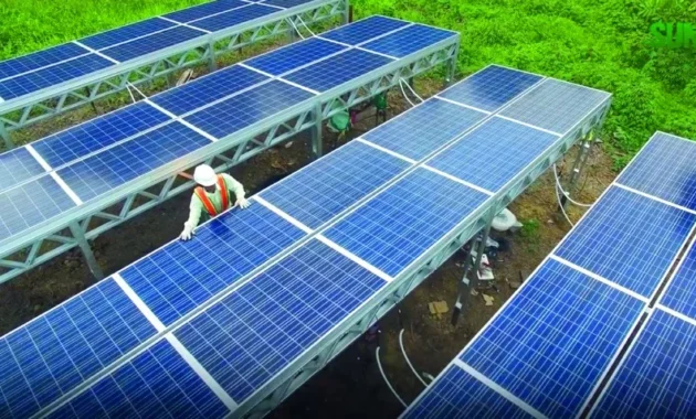 Panel Jadi Sorotan: Dari Atap Rumah Energi Hijau hingga Sidang Impeachment di DPR Panel Jadi Sorotan: Dari Atap Rumah Energi Hijau hingga Sidang Impeachment di DPR