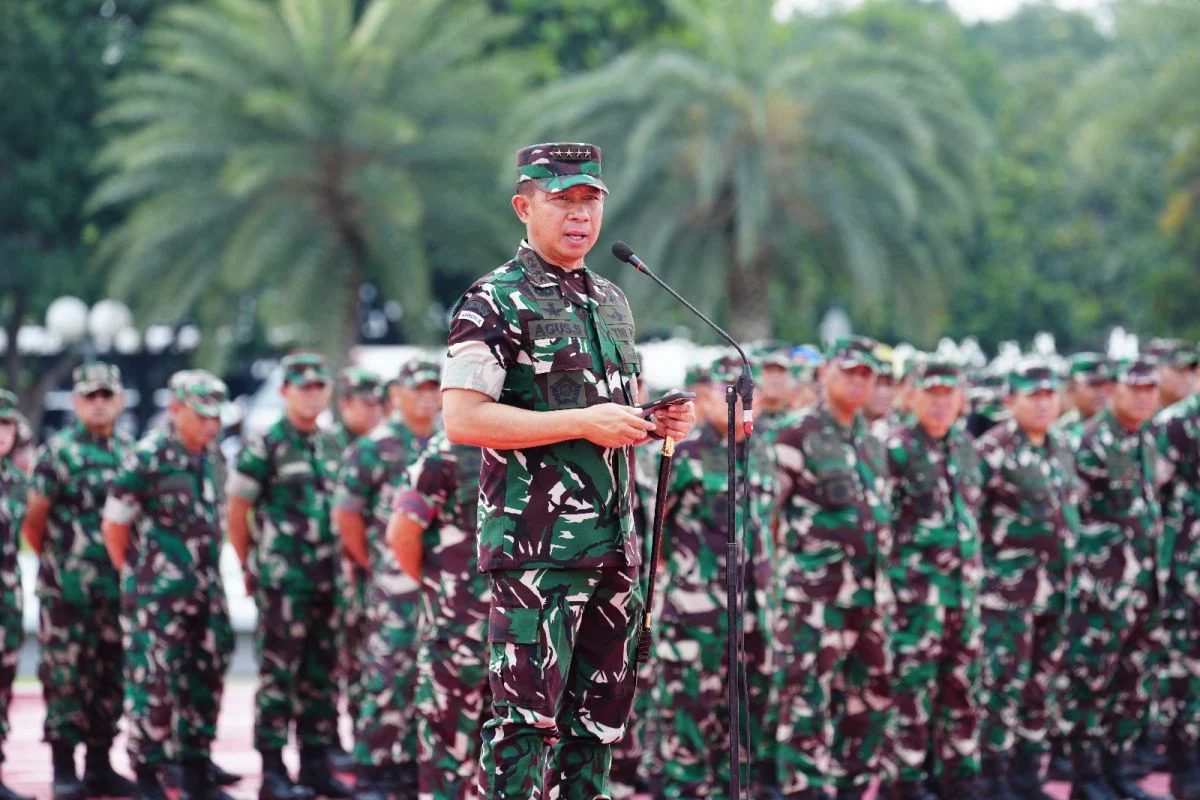 Panglima TNI Berangkatkan 707 Prajurit dan ASN Umrah ke Tanah Suci, Apresiasi Dedikasi dan Kinerja