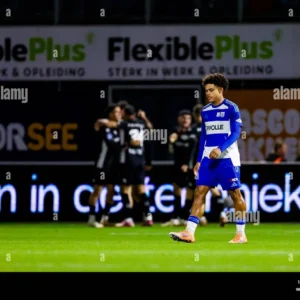 PEC Zwolle Terpuruk: Kekalahan Telak 6-1 dari PSV Memicu Krisis di Eredivisie