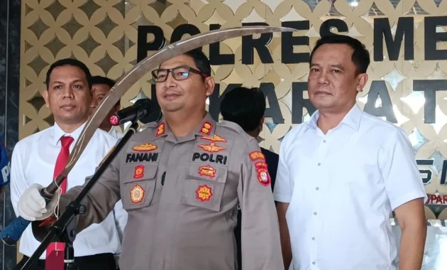 Pembacokan Brutal di Jakarta Selatan: Tiga Pelaku Masih Diburu, Polisi Gegar Sindikat LPG Subsidi!