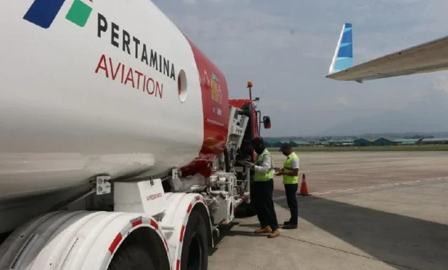 Pemerintah Resmi Naikkan Tarif Fuel Surcharge Tiket Pesawat Jadi 38 Persen
