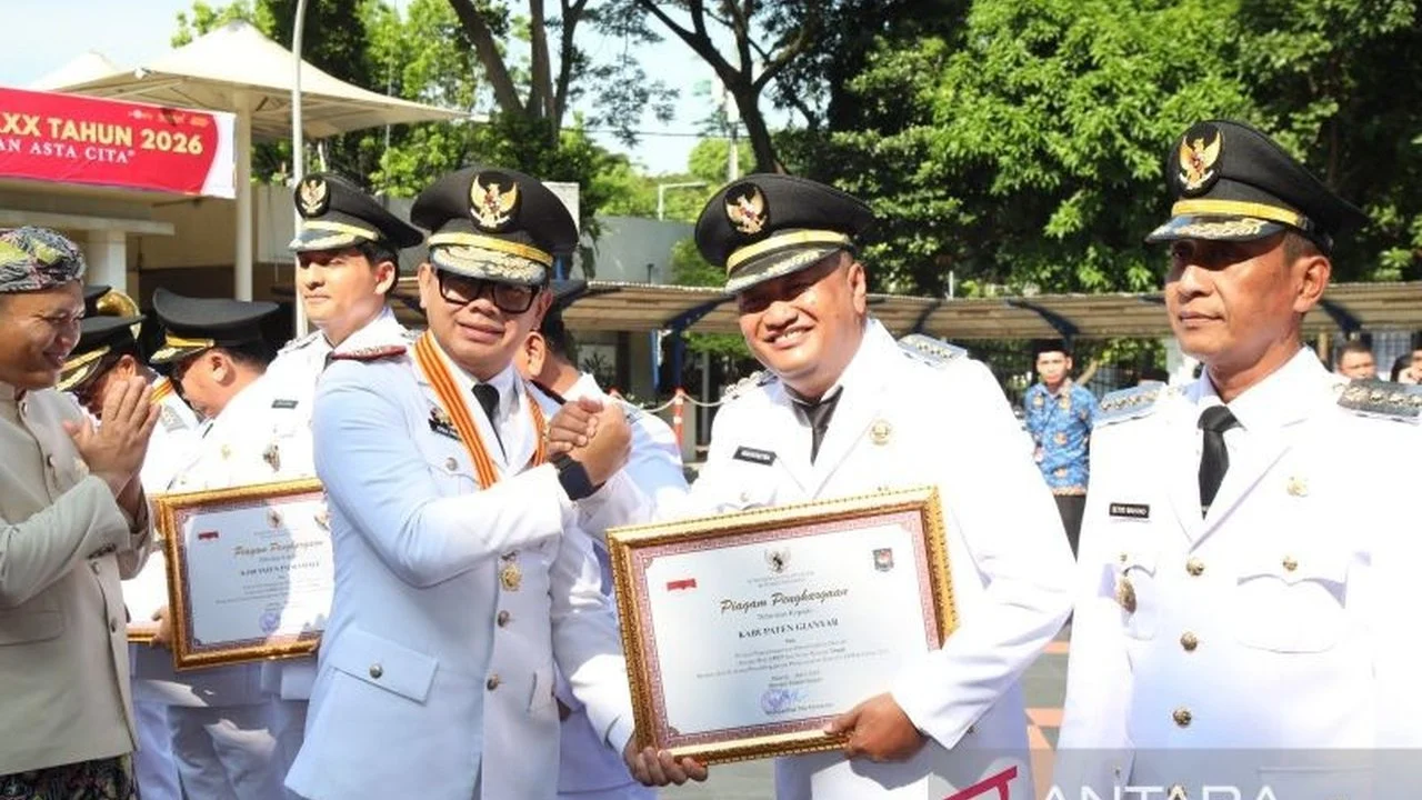 Pemkab Gianyar Masuk Jajaran Tujuh Terbaik Nasional dalam Evaluasi LPPD 2024